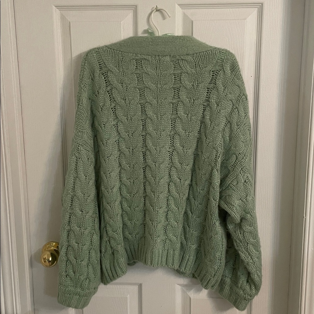🧚‍♀️💚 DAPHNEA PARIS Cable Knit Cardigan Sage Green M/L - Picture 7 of 9